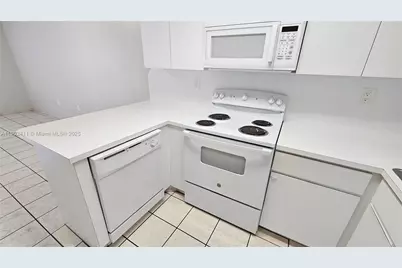 8079 NW 8th St #9, Miami, FL 33126 - Photo 7