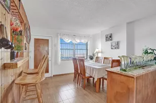 7620 Carlyle Ave, Miami Beach, FL 33141 - Photo 9