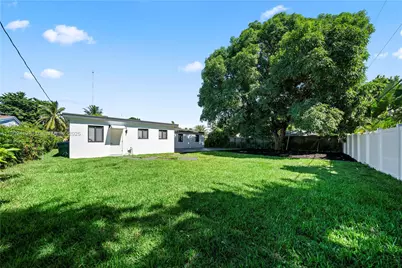 620 NW 194th St, Miami Gardens, FL 33169 - Photo 25