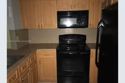 221 NW 109th Ave #1-221, Miami, FL 33172 - Photo 13