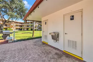5300 Washington St, Hollywood, FL 33021 - Photo 27