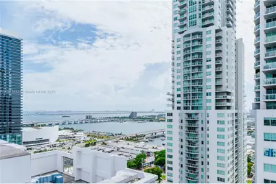 227 NE 2nd St #2908, Miami, FL 33132 - Photo 7