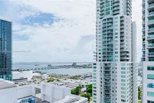 227 NE 2nd St, Miami, FL 33132 - Photo 7