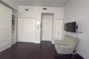 3001 NE 185th St, Aventura, FL 33180 - Photo 11