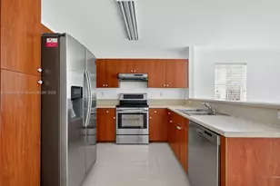 12989 SW 30th Ct, Miramar, FL 33027 - Photo 9