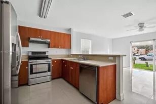 12989 SW 30th Ct, Miramar, FL 33027 - Photo 9