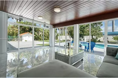 13921 SW 30th St, Miami, FL 33175 - Photo 9