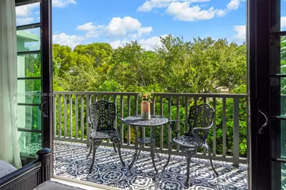 590 NE 59th St, Miami, FL 33137 - Photo 31