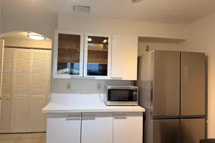 9102 W Bay Harbor Dr, Bay Harbor Islands, FL 33154 - Photo 13