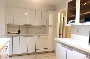 9102 W Bay Harbor Dr, Bay Harbor Islands, FL 33154 - Photo 15