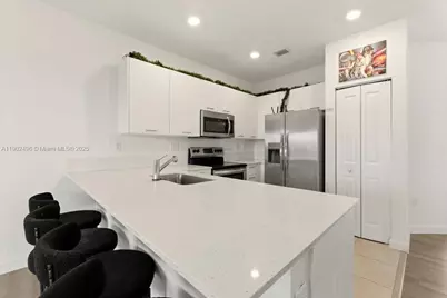 12855 NW 24th Ave, Miami, FL 33167 - Photo 11