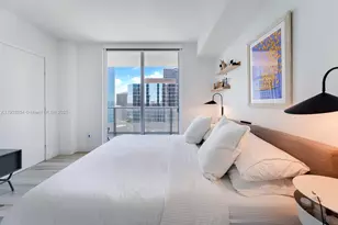 1300 Brickell Bay Dr, Miami, FL 33131 - Photo 7