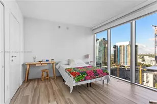 1300 Brickell Bay Dr, Miami, FL 33131 - Photo 9