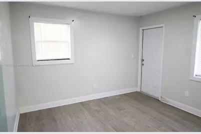 3216 22nd St SW, Lehigh Acres, FL 33976 - Photo 7