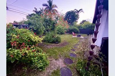 5935 SW 42nd St, Miami, FL 33155 - Photo 33