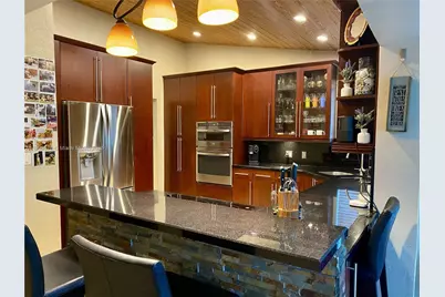 5935 SW 42nd St, Miami, FL 33155 - Photo 9