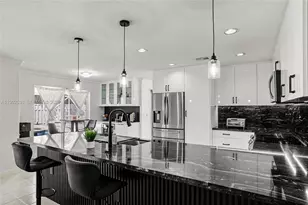 2261 NW 139th Ave, Sunrise, FL 33323 - Photo 3