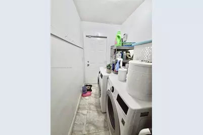 627 E 45th St, Hialeah, FL 33013 - Photo 7