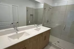 17108 SW 2nd Cir, Pembroke Pines, FL 33027 - Photo 29