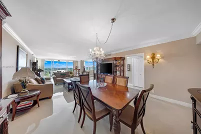 3095 N Course Dr #811, Pompano Beach, FL 33069 - Photo 5