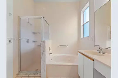 760 SE 23rd Ln, Homestead, FL 33033 - Photo 19