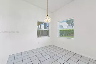 760 SE 23rd Ln, Homestead, FL 33033 - Photo 15