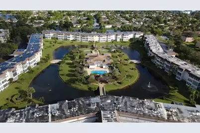 4700 NW 35th St #602, Lauderdale Lakes, FL 33319 - Photo 1