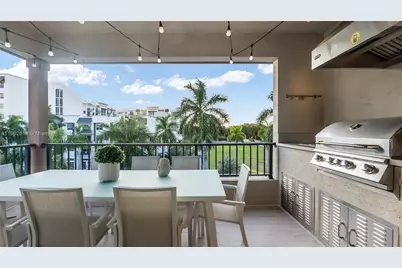 4741 NW 85th Ave, Doral, FL 33166 - Photo 5