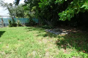 347 NW 42nd St, Miami, FL 33127 - Photo 9