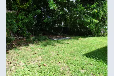 347 NW 42nd St, Miami, FL 33127 - Photo 7