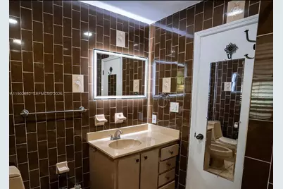 2121 SW 13th Ave, Miami, FL 33145 - Photo 21