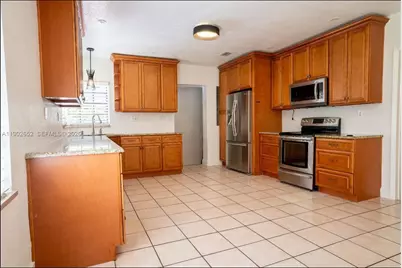 2121 SW 13th Ave, Miami, FL 33145 - Photo 11