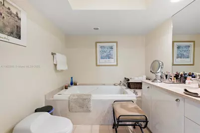 16500 Collins Av #2055, Sunny Isles Beach, FL 33160 - Photo 43