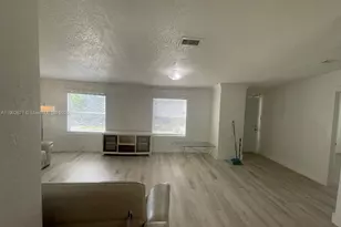 19800 SW 180th Ave, Miami, FL 33187 - Photo 11