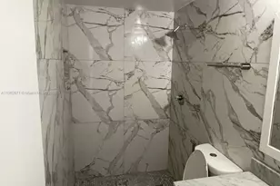 19800 SW 180th Ave, Miami, FL 33187 - Photo 9