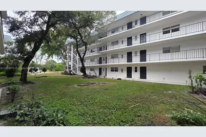 3360 Spanish Moss Ter #104, Lauderhill, FL 33319 - Photo 35