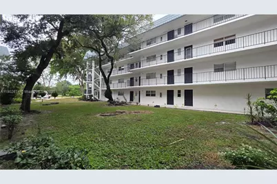 3360 Spanish Moss Ter #104, Lauderhill, FL 33319 - Photo 33