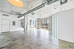 444 NE 30th St, Miami, FL 33137 - Photo 1