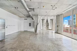 444 NE 30th St, Miami, FL 33137 - Photo 5