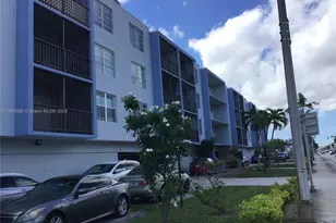 1250 NE 125th St, North Miami, FL 33161 - Photo 1