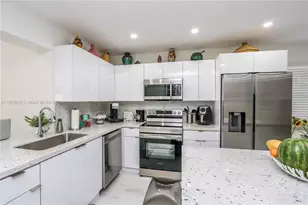 1030 SW 10th Ave, Miami, FL 33130 - Photo 11