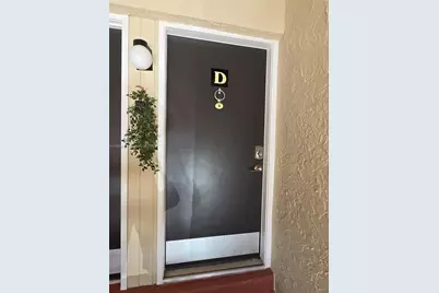 5242 NE 6th Ave, Building D 27 #D 27, Oakland Park, FL 33334 - Photo 1