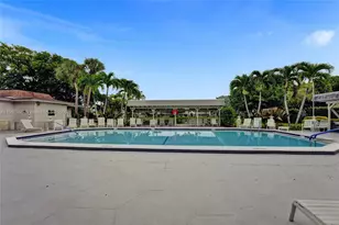 5103 NW 35th St, Lauderdale Lakes, FL 33319 - Photo 21