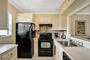5103 NW 35th St, Lauderdale Lakes, FL 33319 - Photo 3