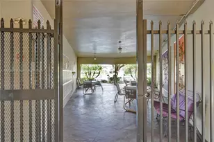 5103 NW 35th St, Lauderdale Lakes, FL 33319 - Photo 19