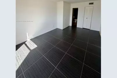 13499 Biscayne Blvd #1012, North Miami, FL 33181 - Photo 15