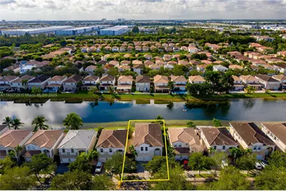 11270 NW 47th Ln, Doral, FL 33178 - Photo 13