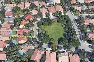 159 Cameron Ct, Weston, FL 33326 - Photo 3