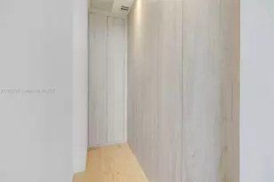 8701 Collins Ave, Miami Beach, FL 33154 - Photo 25