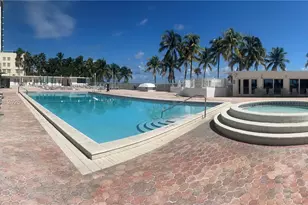 5005 Collins Ave, Miami Beach, FL 33140 - Photo 9